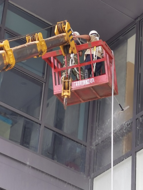 深圳樓宇保潔,外墻清洗,室內保潔,外墻清洗公司-深圳市隆興潔環?？萍加邢薰? title=